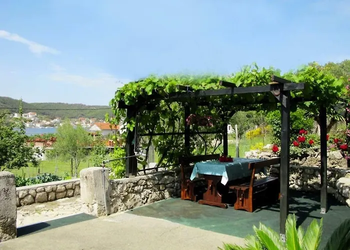 Viskic Supetarska Draga